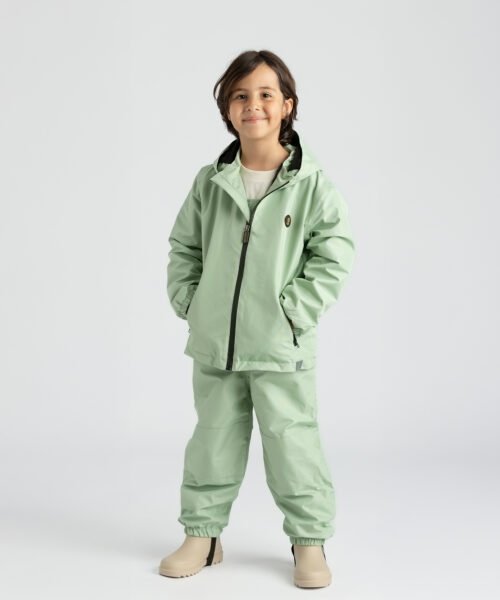 Sage green çocuk yağmur seti önden görünüm
